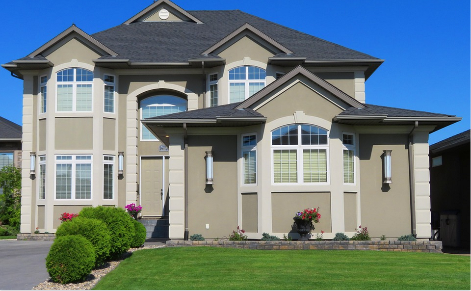 wll minained landscape by lawn care experts